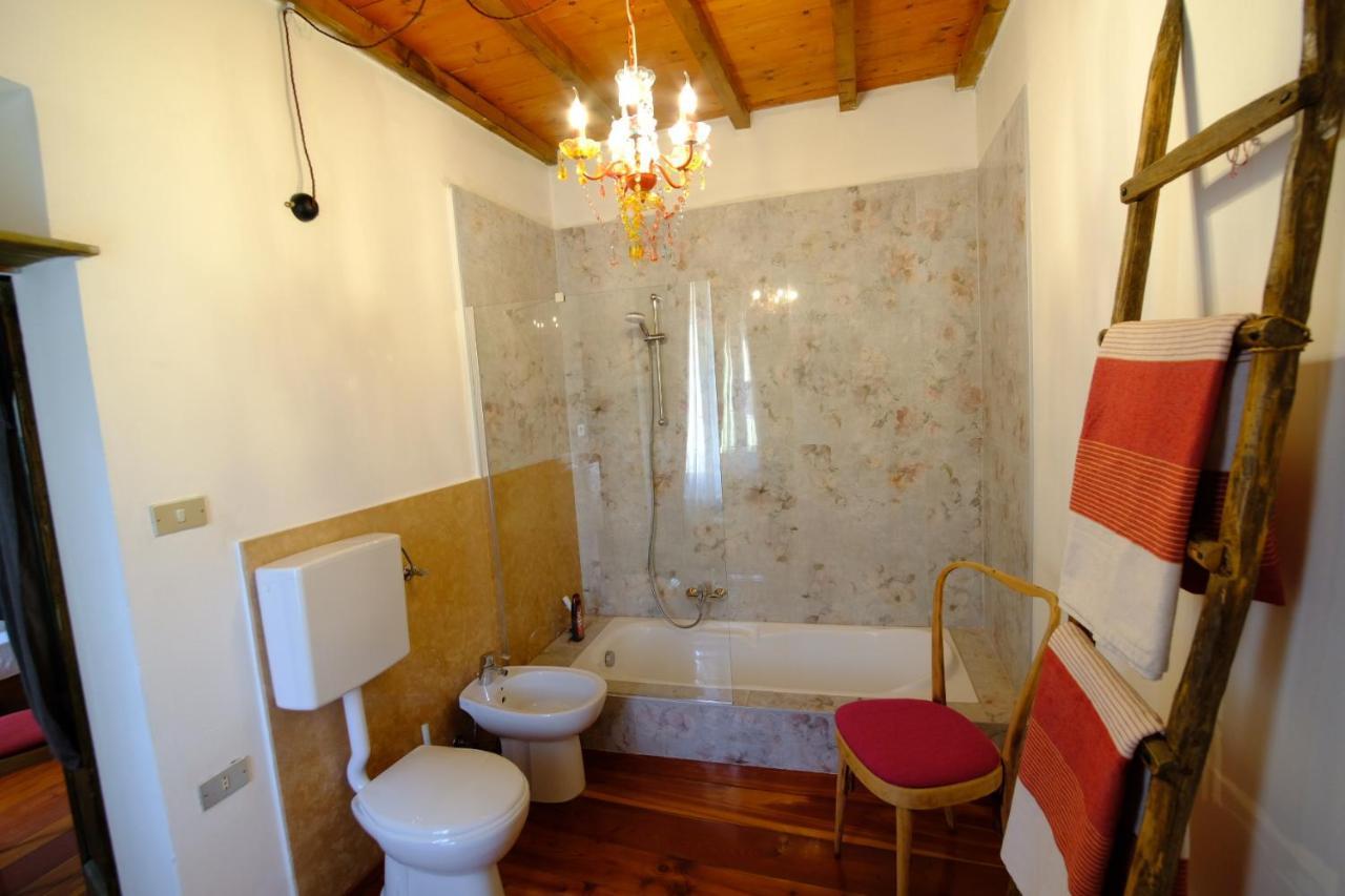La Casa Dei Ciclisti Apartment Ponti sul Mincio Ngoại thất bức ảnh